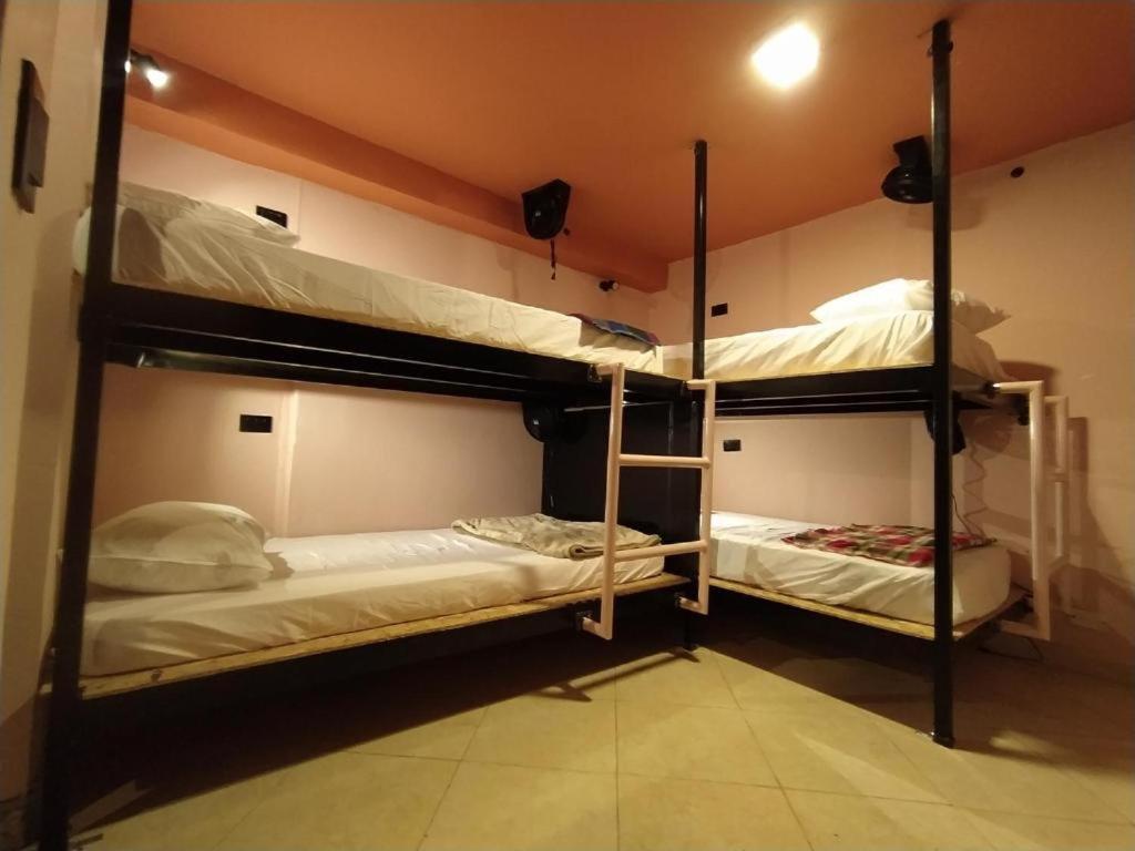 Hostal Casa Primavera Medellín Kültér fotó