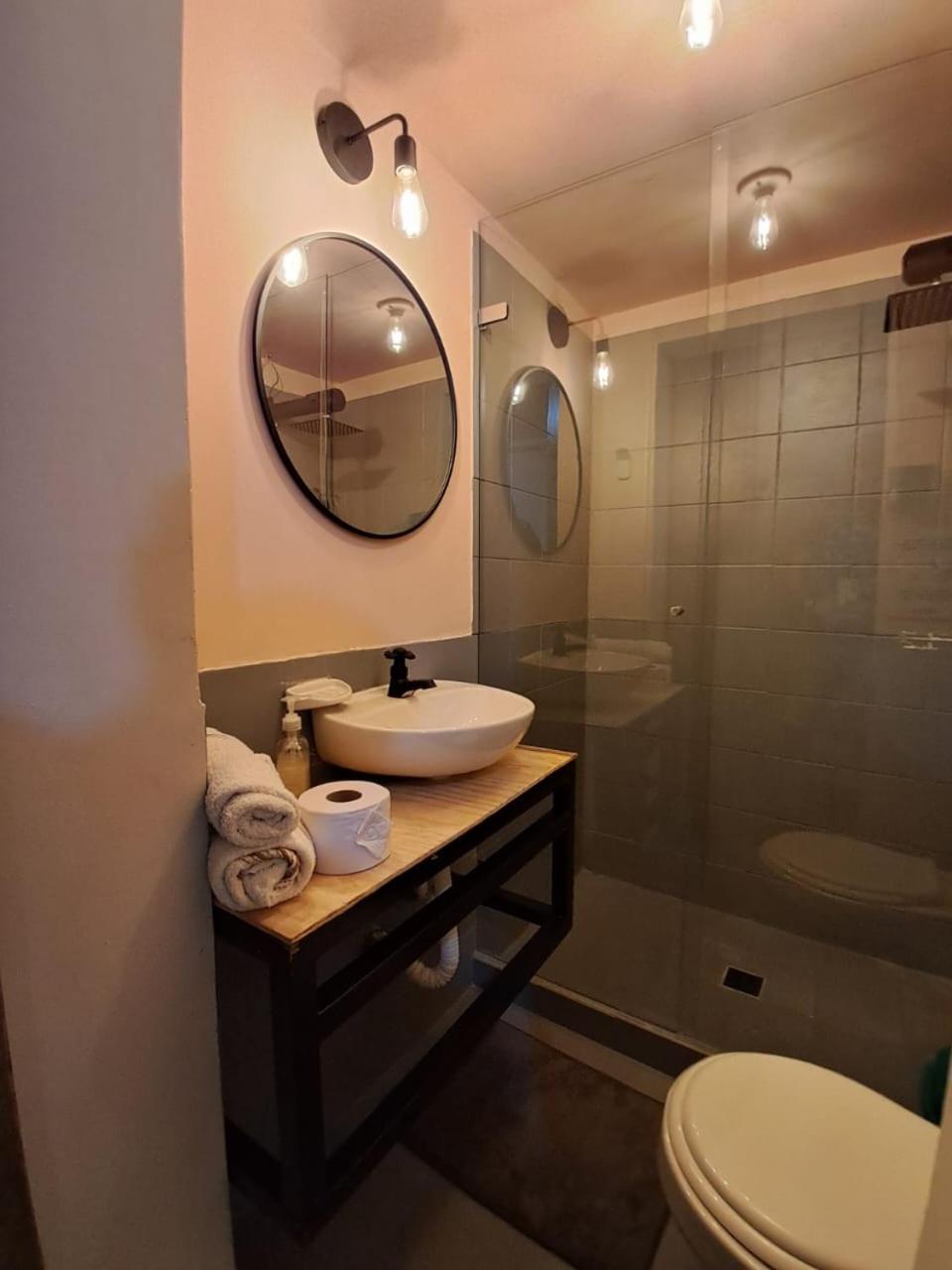 Hostal Casa Primavera Medellín Kültér fotó